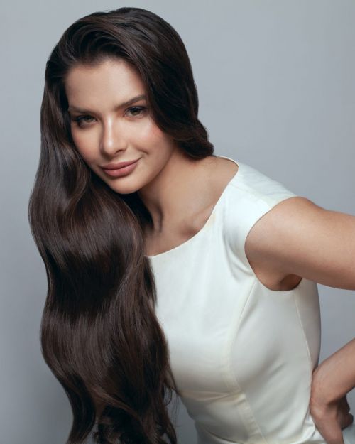 Olivhairsupply Echthaartresse Leicht Gewellt (Body Wave) #1B